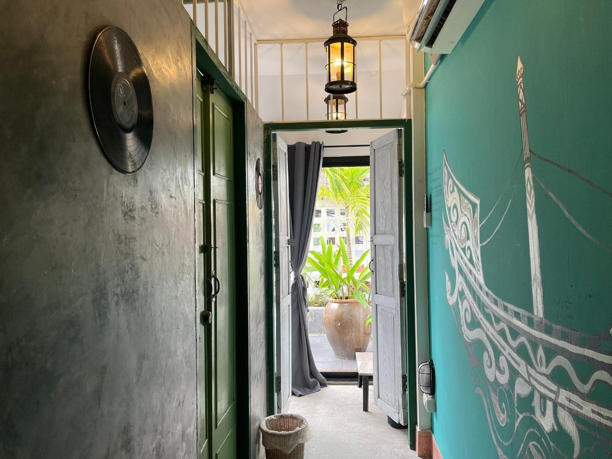 Auntie & Niece Phuket Apartment Ban Sam Kong Bagian luar foto
