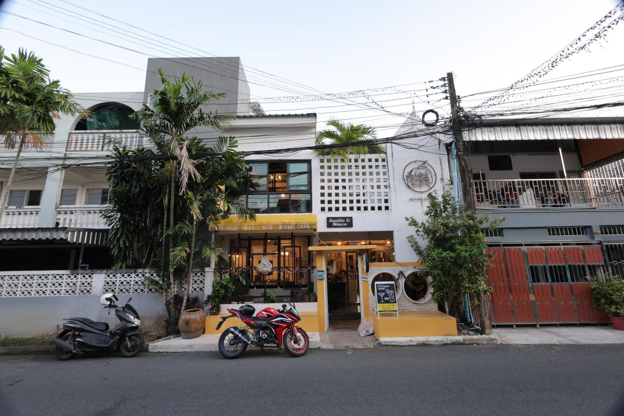 Auntie & Niece Phuket Apartment Ban Sam Kong Bagian luar foto